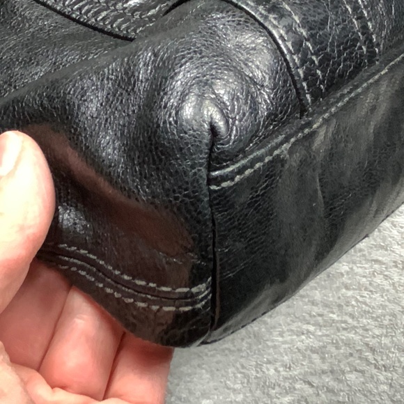 Frye Deborah Black Leather Studded Tote - RARE - Picture 13 of 16